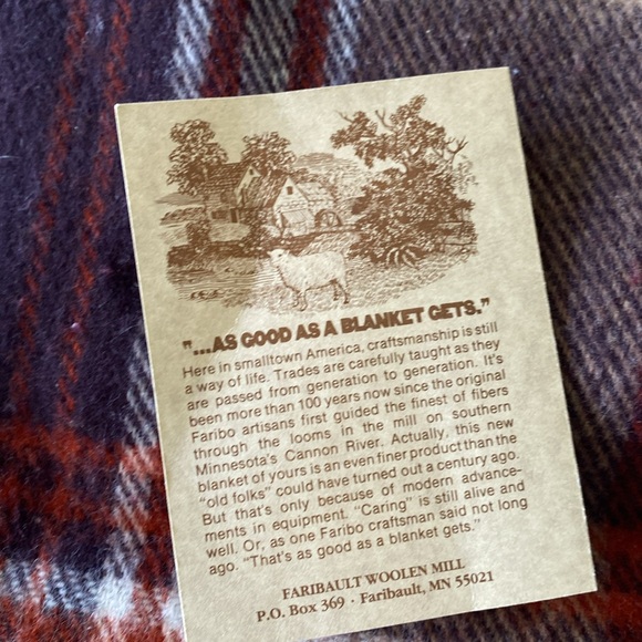 Vintage Faribo Pak-A-Robe Plaid Stadium Blanket w/ Fringe. Faribault, Minnesota - Picture 8 of 13